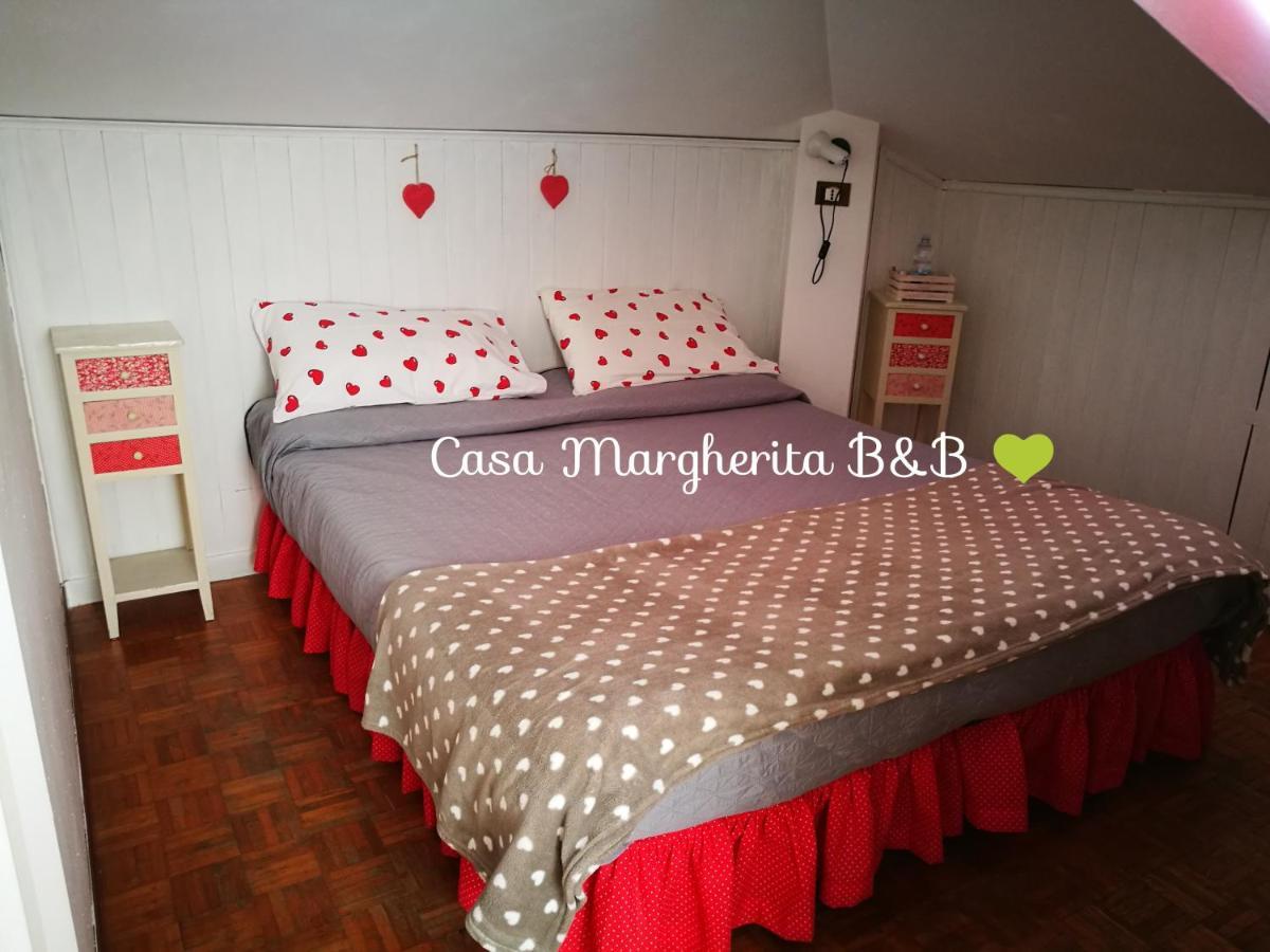 Casa Margherita Affittacamere B&B 폴로니카 외부 사진